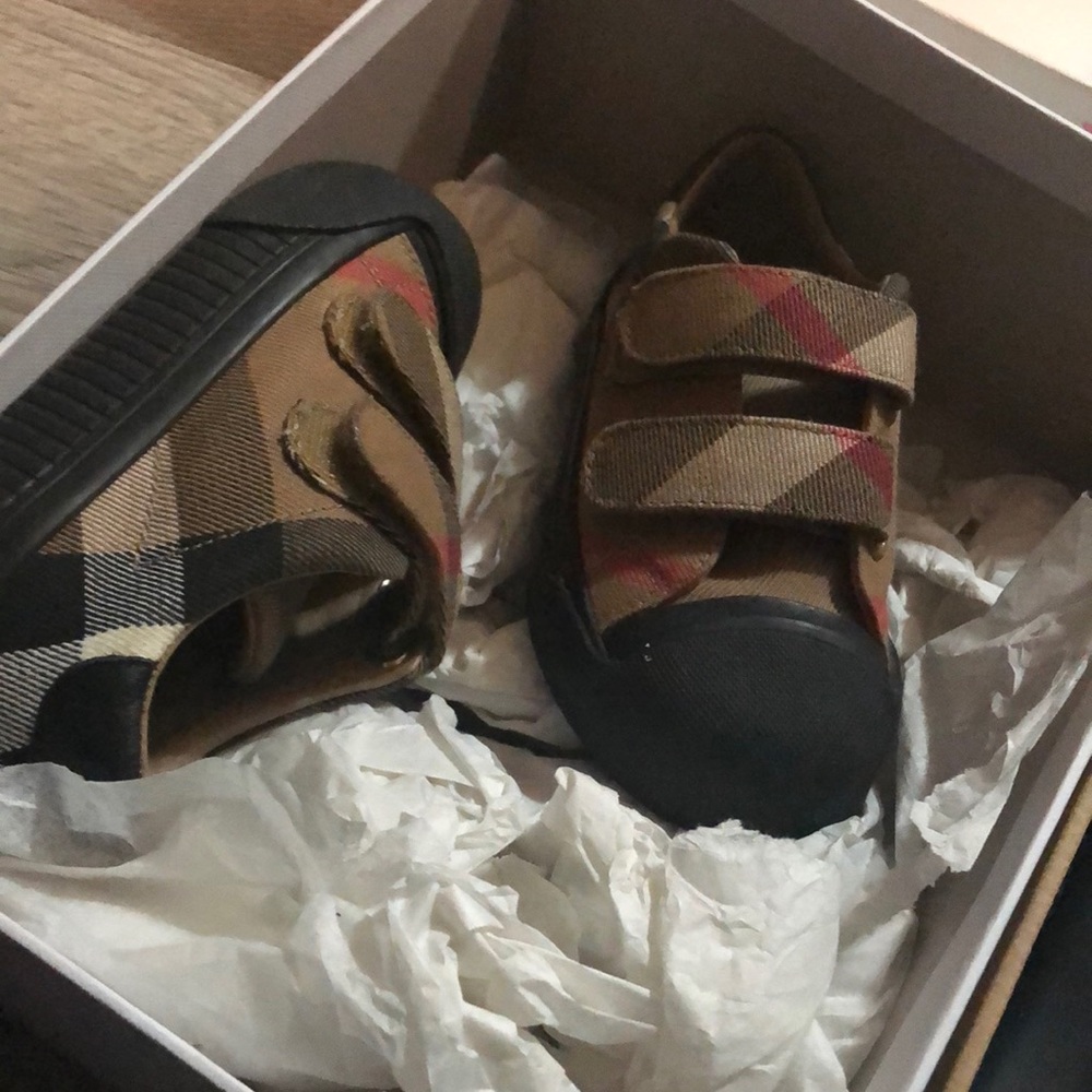 Worn maybe 3 times still new